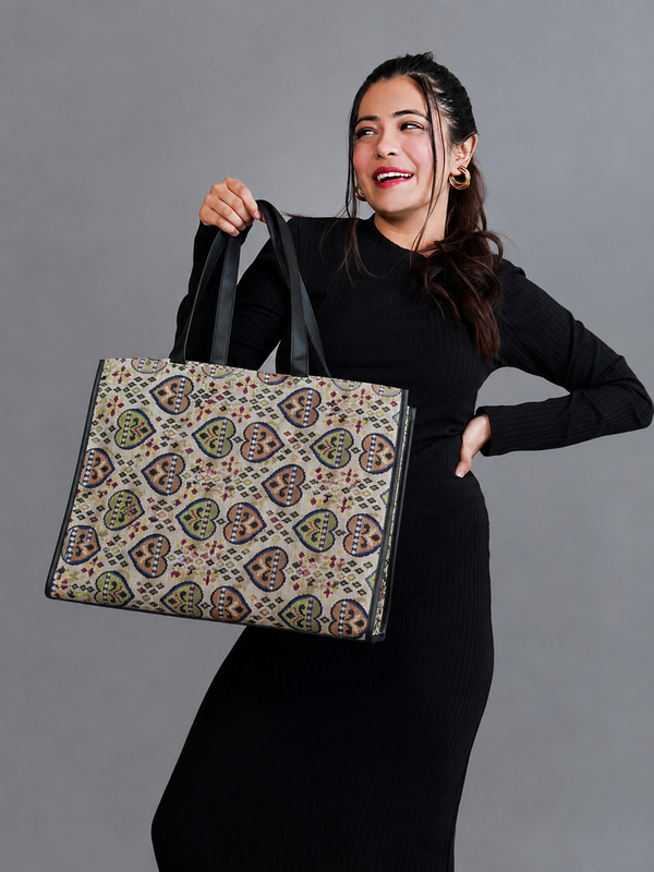 Decorative Print Everyday Tote Bag